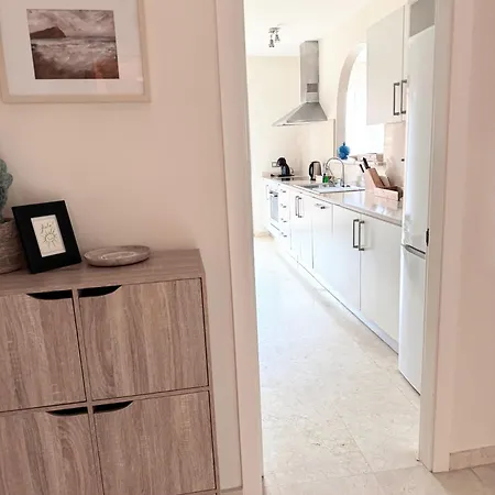 Adjona - 2 Bedroom With Large Terrace And Ocean Views Lägenhet *