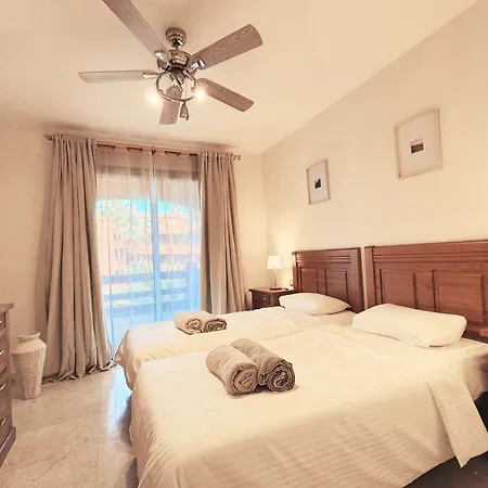 Adjona - 2 Bedroom With Large Terrace And Ocean Views Lägenhet