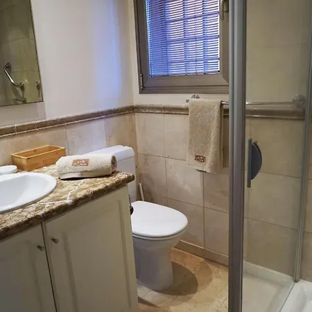 Adjona - 2 Bedroom With Large Terrace And Ocean Views Lägenhet